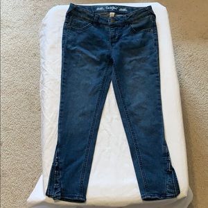 🌈 Super skinny & super stretch NWOT kid jeans! 💕
